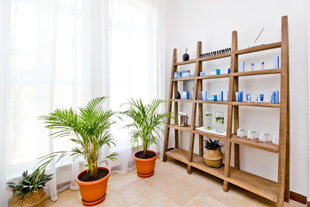 Banyan Bay Suites San Pedro  Ngoại thất bức ảnh